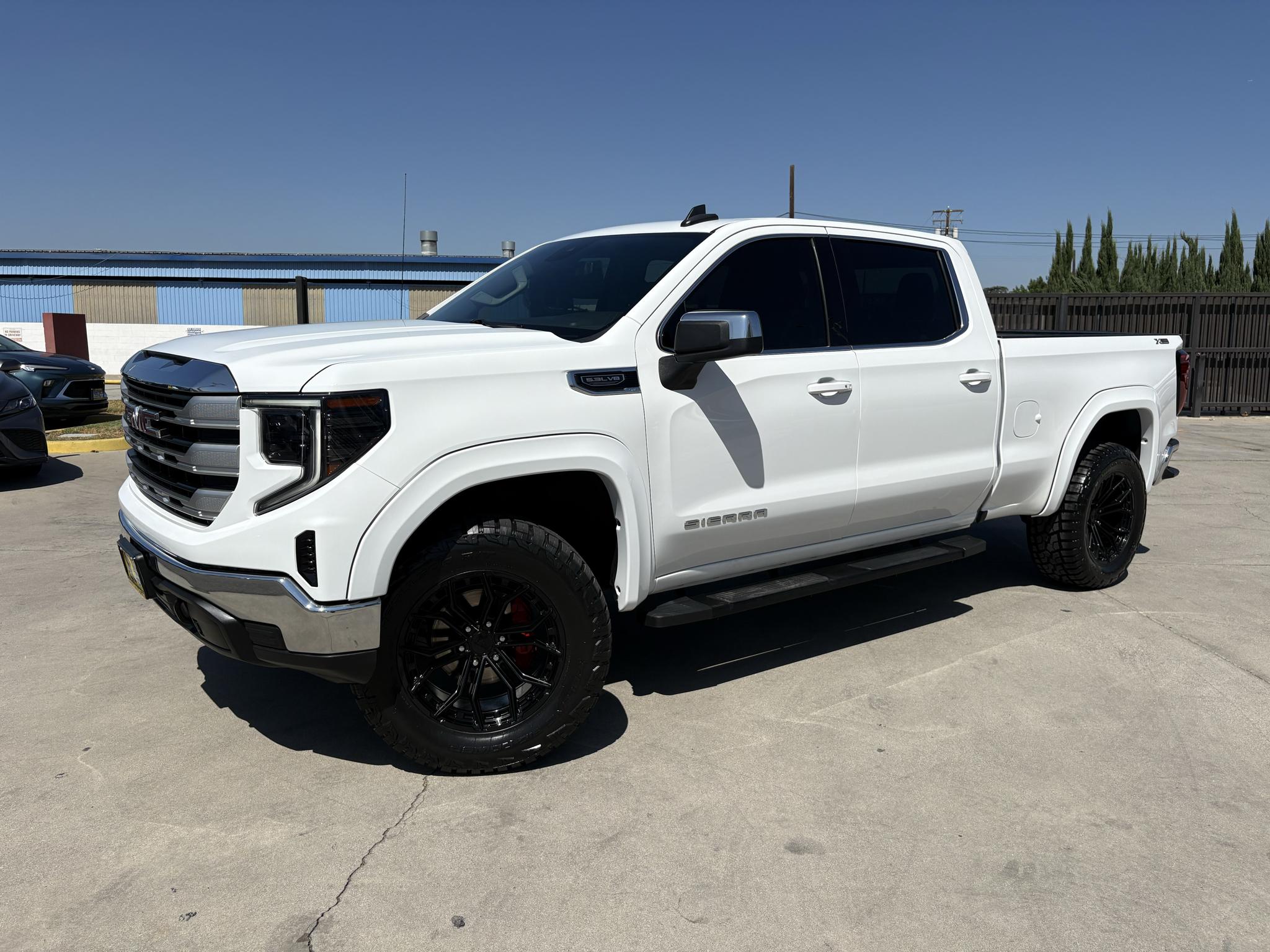 gmc sierra 1500 2023 3GTUUBED1PG274374 image gmc sierra 1500 2023 3GTUUBED1PG274374 image